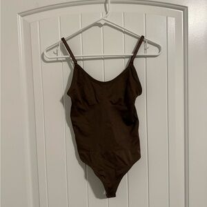HeyShape Snatched Brown Color Polyamide Elastane Thong Bodysuit